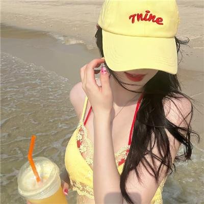 暗红